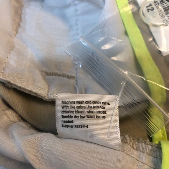 NWT Stylus Boyfriend Bermuda Western Khaki Shorts Size 12 - Picture 10 of 10